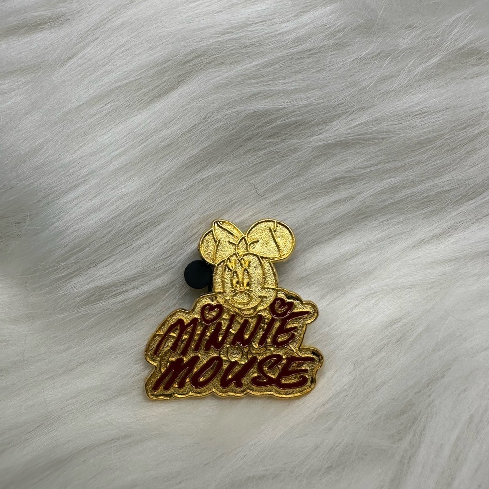 💙3/$20💙 trading pin Minnie Mouse Gold and Red Pin